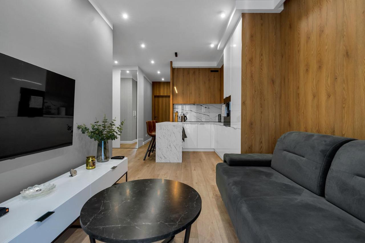 Lotnisko Chopina Modern Apartment Warschau Buitenkant foto